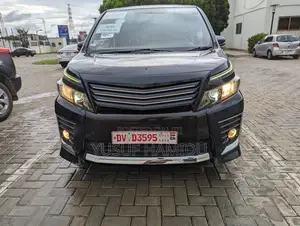 Toyota Voxy 2014 Black