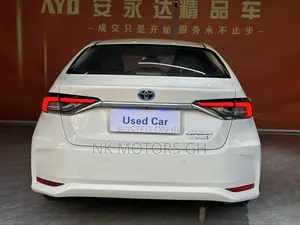 Toyota Corolla 2022 White