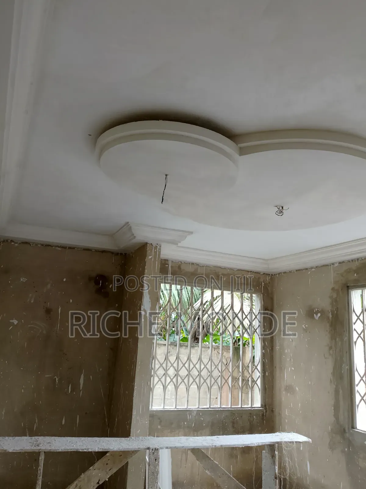 P.o.p Ceiling