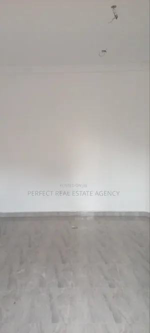 2bdrm Apartment in Pokukron, Kumasi Metropolitan for rent