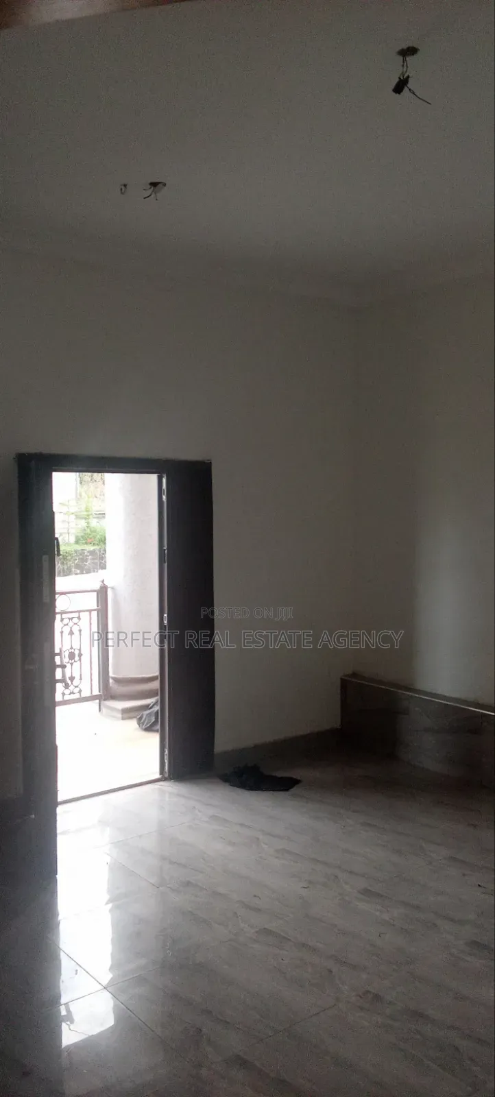 2bdrm Apartment in Pokukron, Kumasi Metropolitan for rent
