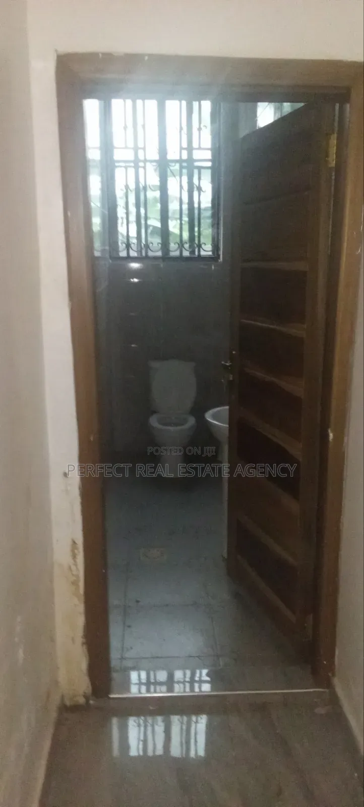 2bdrm Apartment in Pokukron, Kumasi Metropolitan for rent