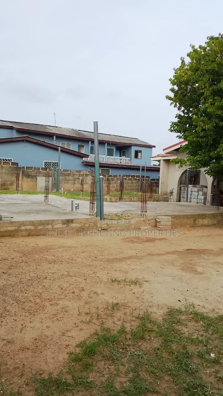 4bdrm House in Nic Top for sale