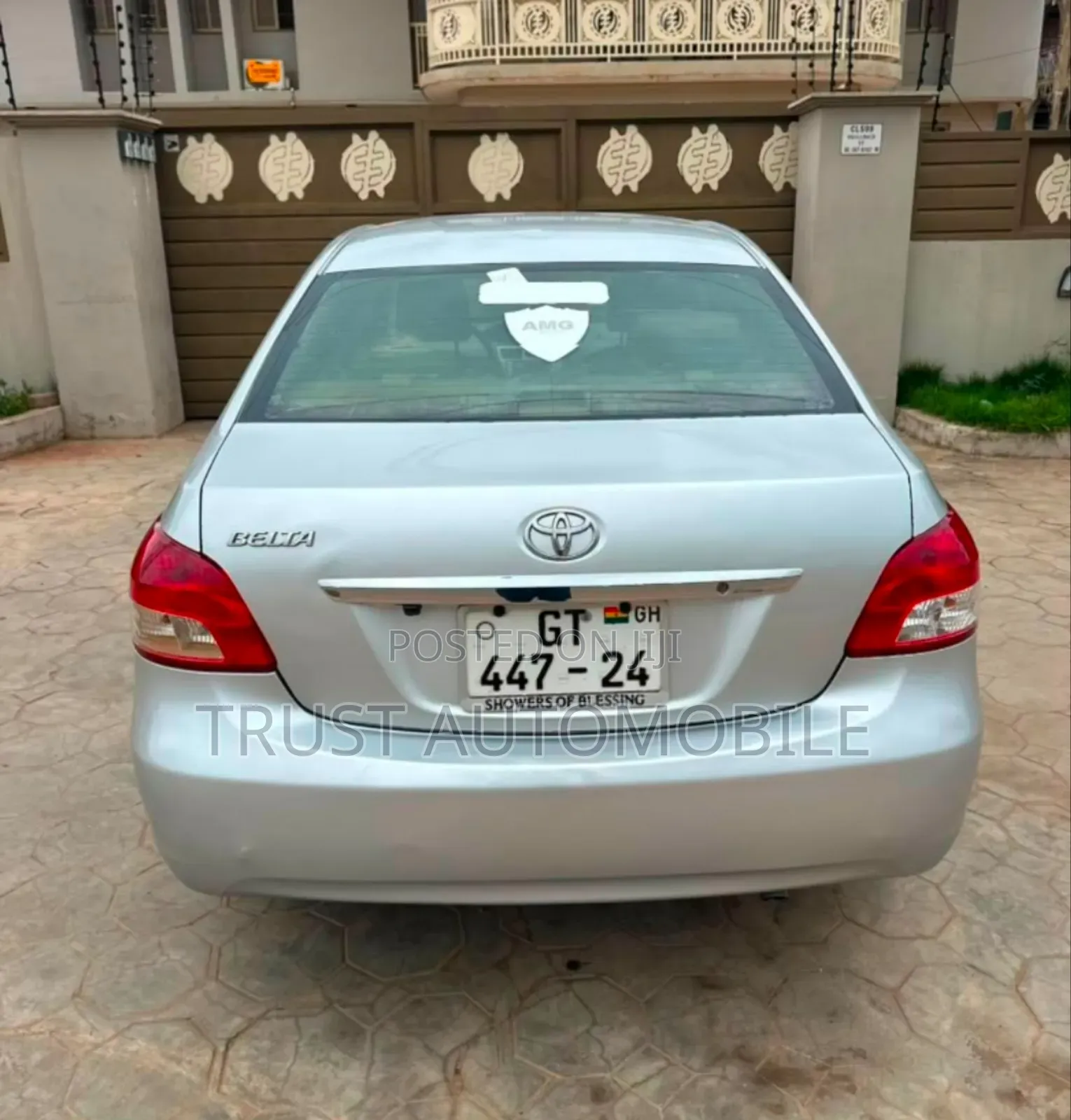 Toyota Vitz 1.3 FWD 5dr 2010 Silver