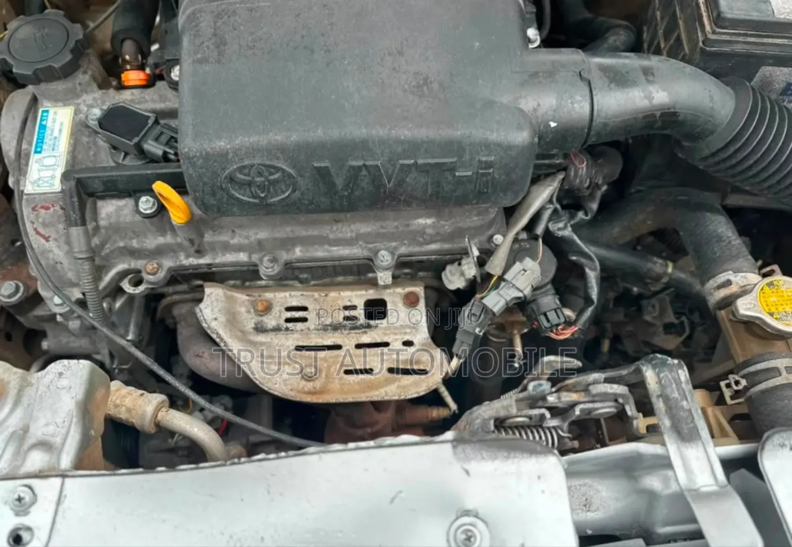Toyota Vitz 1.3 FWD 5dr 2010 Silver