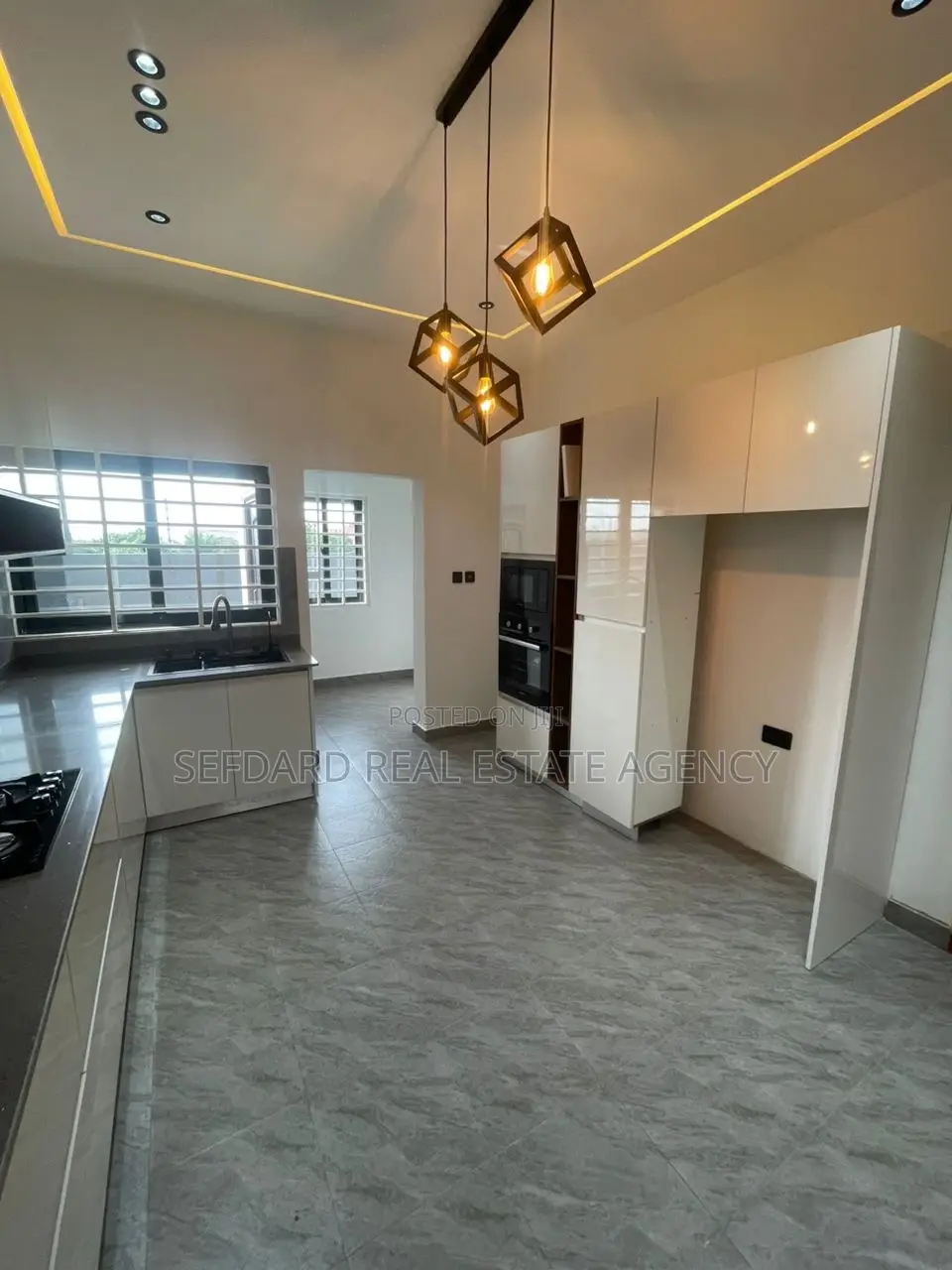 4bdrm Duplex in Sefdard Properties, Oyarifa for sale