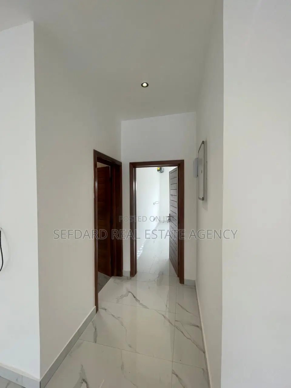 4bdrm Duplex in Sefdard Properties, Oyarifa for sale