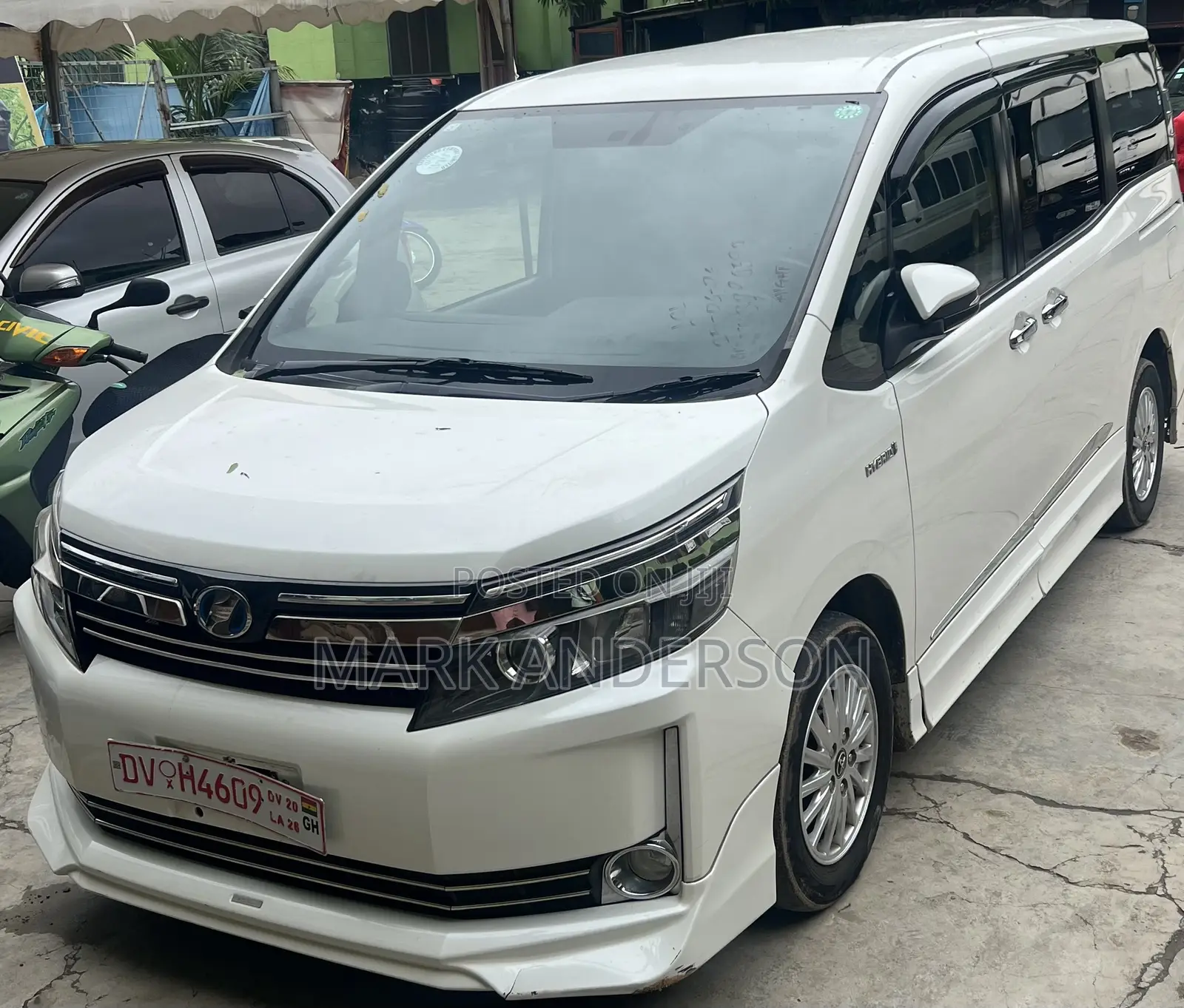 Toyota Voxy 2015 White