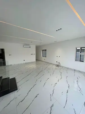 4bdrm Duplex in Sefdard Properties, Oyarifa for sale