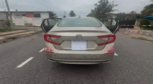 Honda Accord 2019 Gold