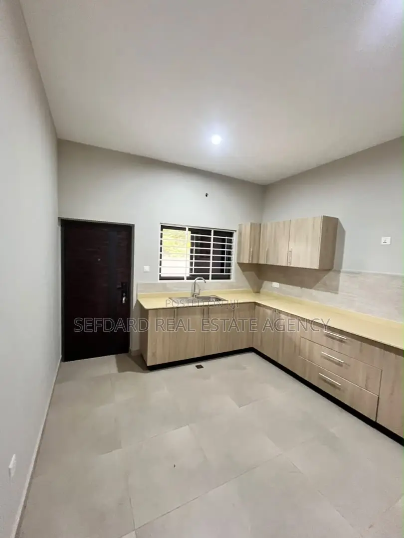 2bdrm House in Sefdard Properties, Oyarifa for sale