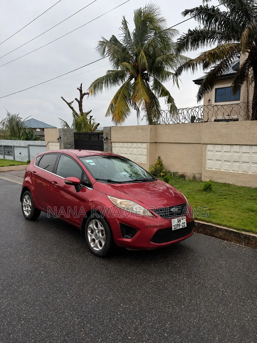 Ford Fiesta Titanium 4dr Hatchback (1.6L 4cyl 5M) 2014 Burgundy
