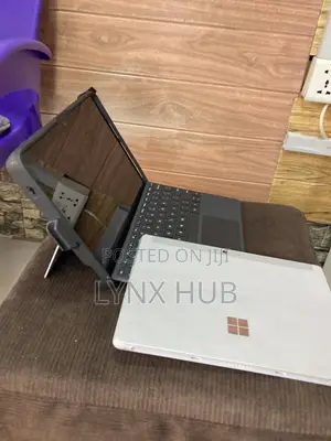 Laptop Microsoft Surface Go 3 8GB Intel Core M3 SSD 256GB