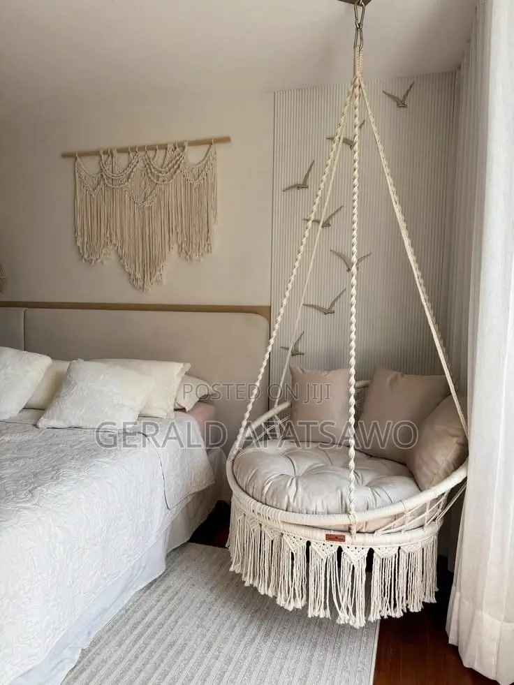 Hangable Chair