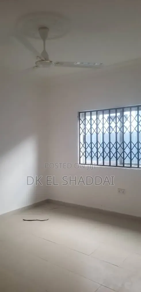 4bdrm House in Pokuase for sale