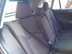 Toyota RAV4 2021 Blue