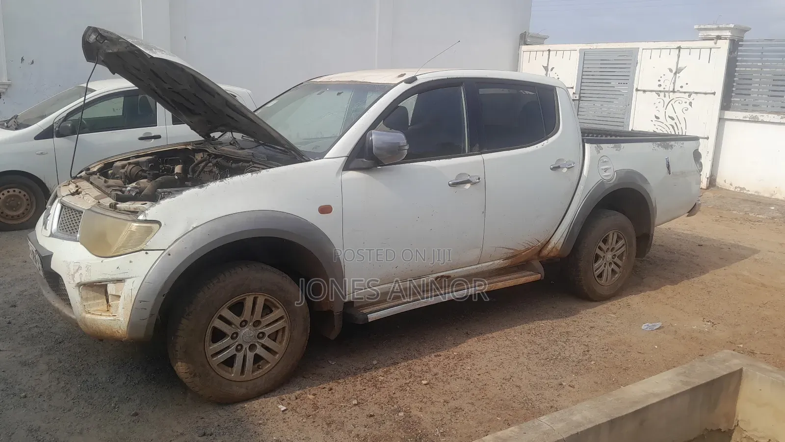 Mitsubishi Pick Up