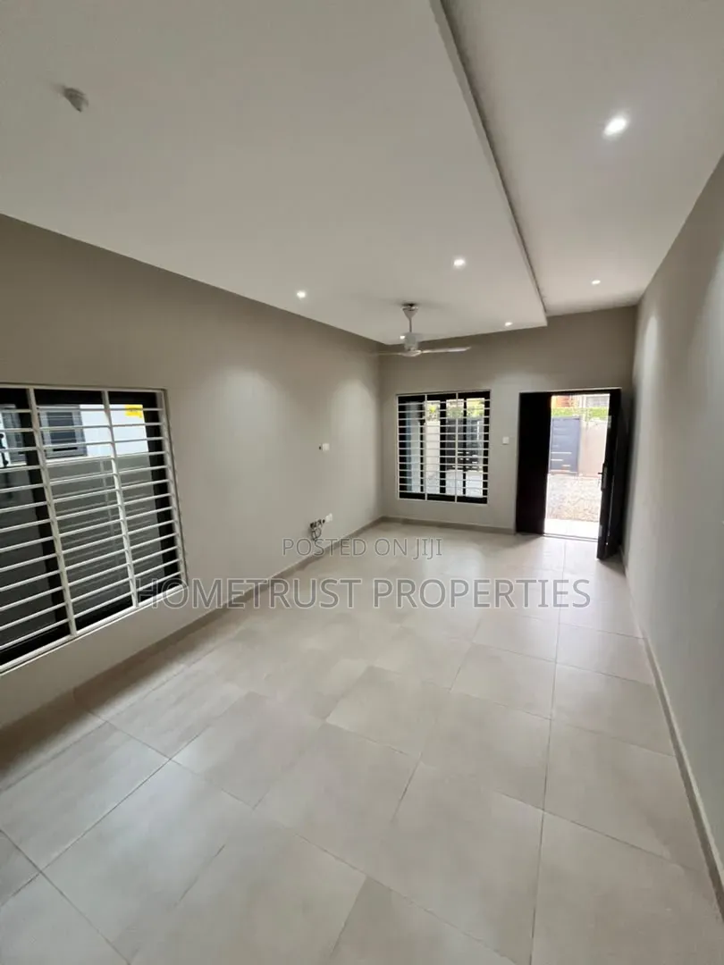 2bdrm House in Oyarifa Ayimensah, Pentecost for sale
