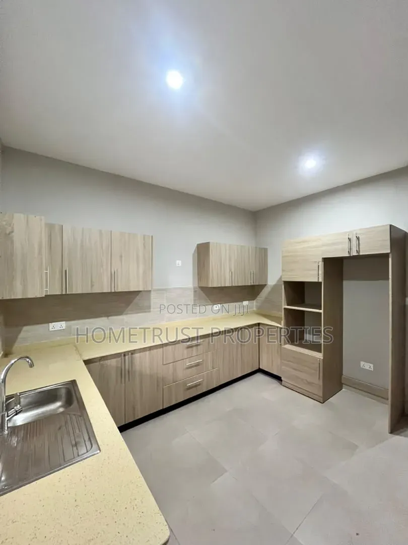 2bdrm House in Oyarifa Ayimensah, Pentecost for sale