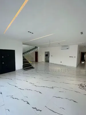 4bdrm Duplex in Oyarifa, Pentecost for sale