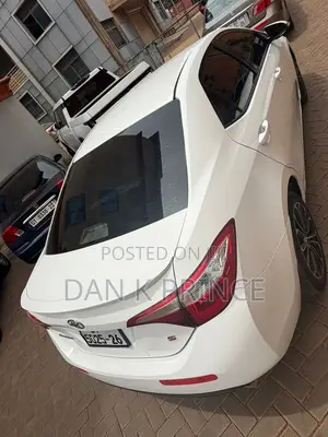 Toyota Corolla S 4dr Sedan (1.8L 4cyl CVT) 2016 White