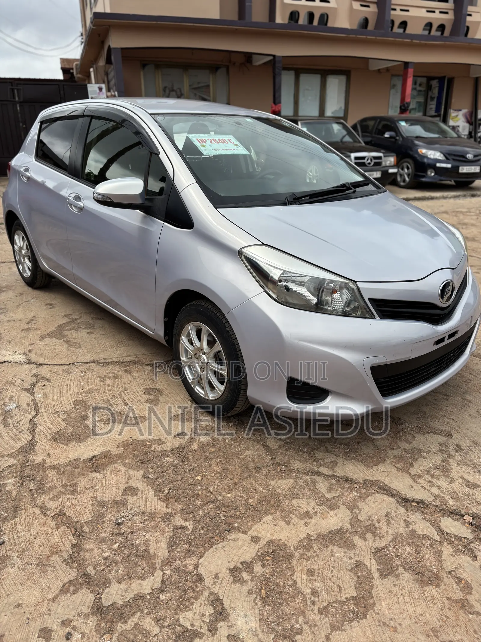 Toyota Vitz 1.3 AWD 3dr 2013 Silver