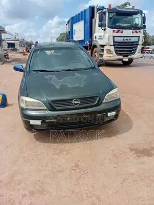 Opel Astra 2002 Green