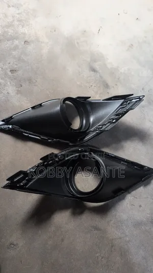 Outlander 2017 Fog Lights Cover