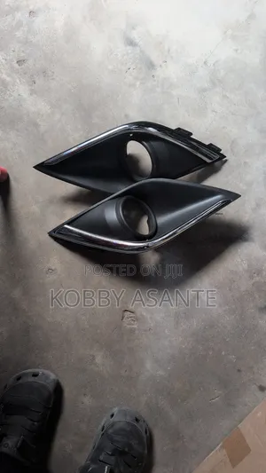 Outlander 2017 Fog Lights Cover
