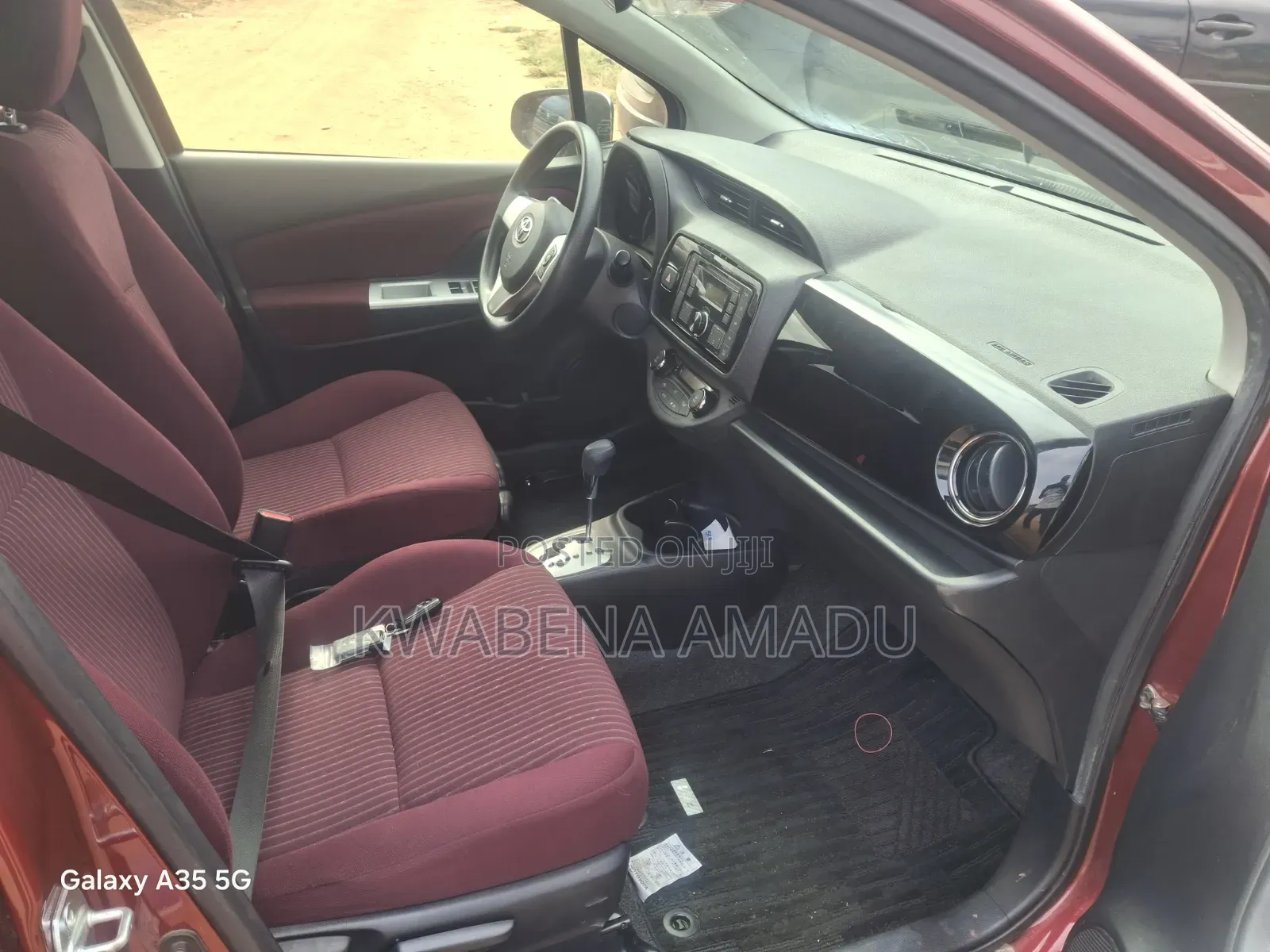 Toyota Vitz 2015 Red
