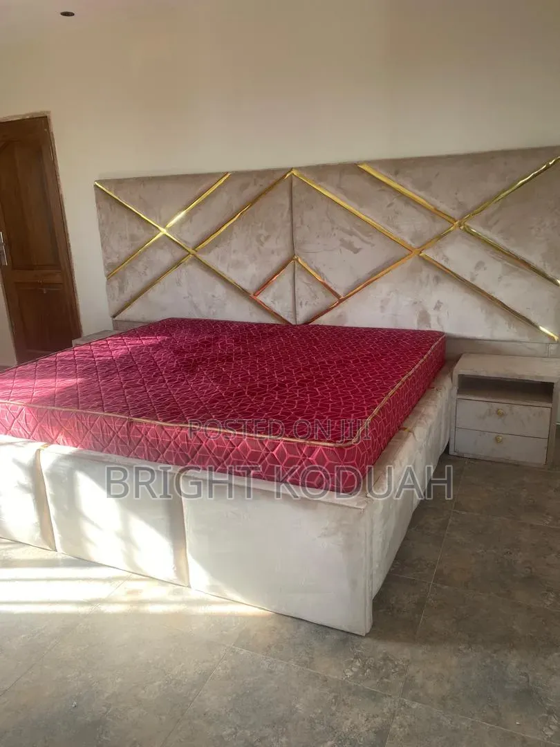 Large Head Fabric King Size Bed Frame With Side Drawers