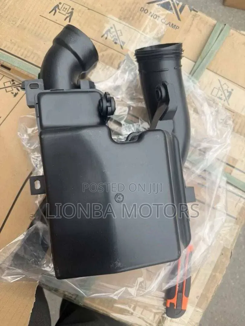 Hyundai Elantra 2017 - 2020 Resonator Box