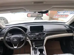 Honda Accord EX 2018 White
