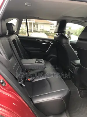 Toyota RAV4 XLE AWD 2020 Burgundy