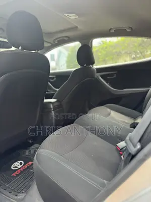 Hyundai Elantra 2016 Silver