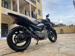 Suzuki Inazuma 2023 Black