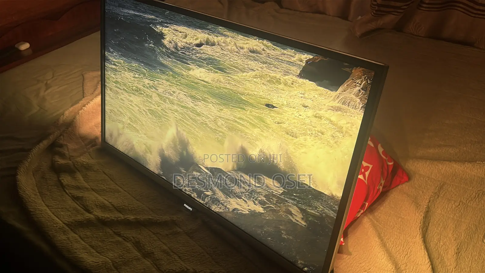 Philips 32 Inches Ambilight TV