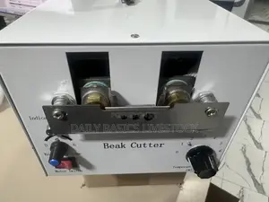 Automatic Debeaking Machine for Poultry