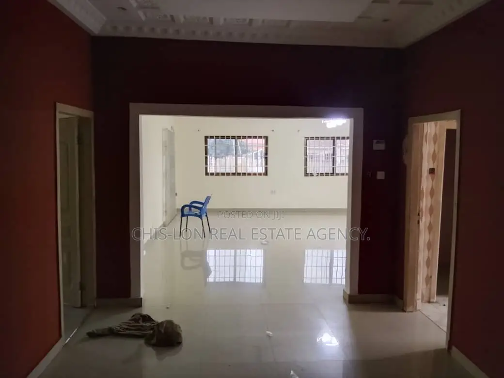 3bdrm House in Kasoa Adade Last Top for rent