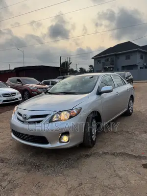 Toyota Corolla 2013 Silver