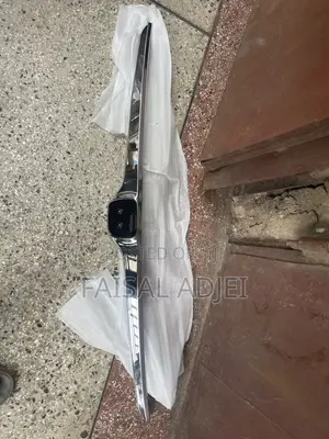 CR-v 17 Boot Chrome