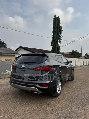 Hyundai Santa Fe 2019 Gray