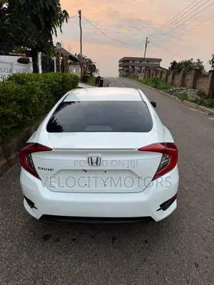 Honda Civic EX-L 4dr Sedan (1.5L 4cyl) 2017 White