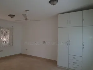 4bdrm House in Lakeside for rent