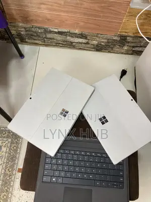 Laptop Microsoft Surface Pro 4 8GB Intel Core i5 SSD 256GB