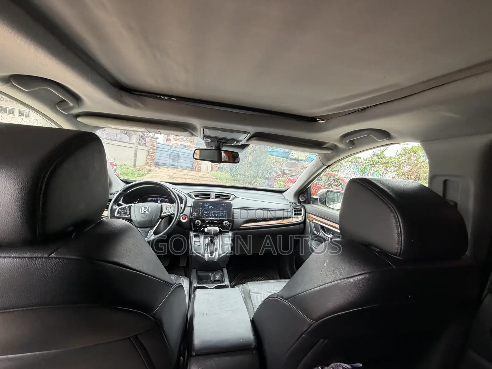 Honda CR-V Touring AWD 2018 White