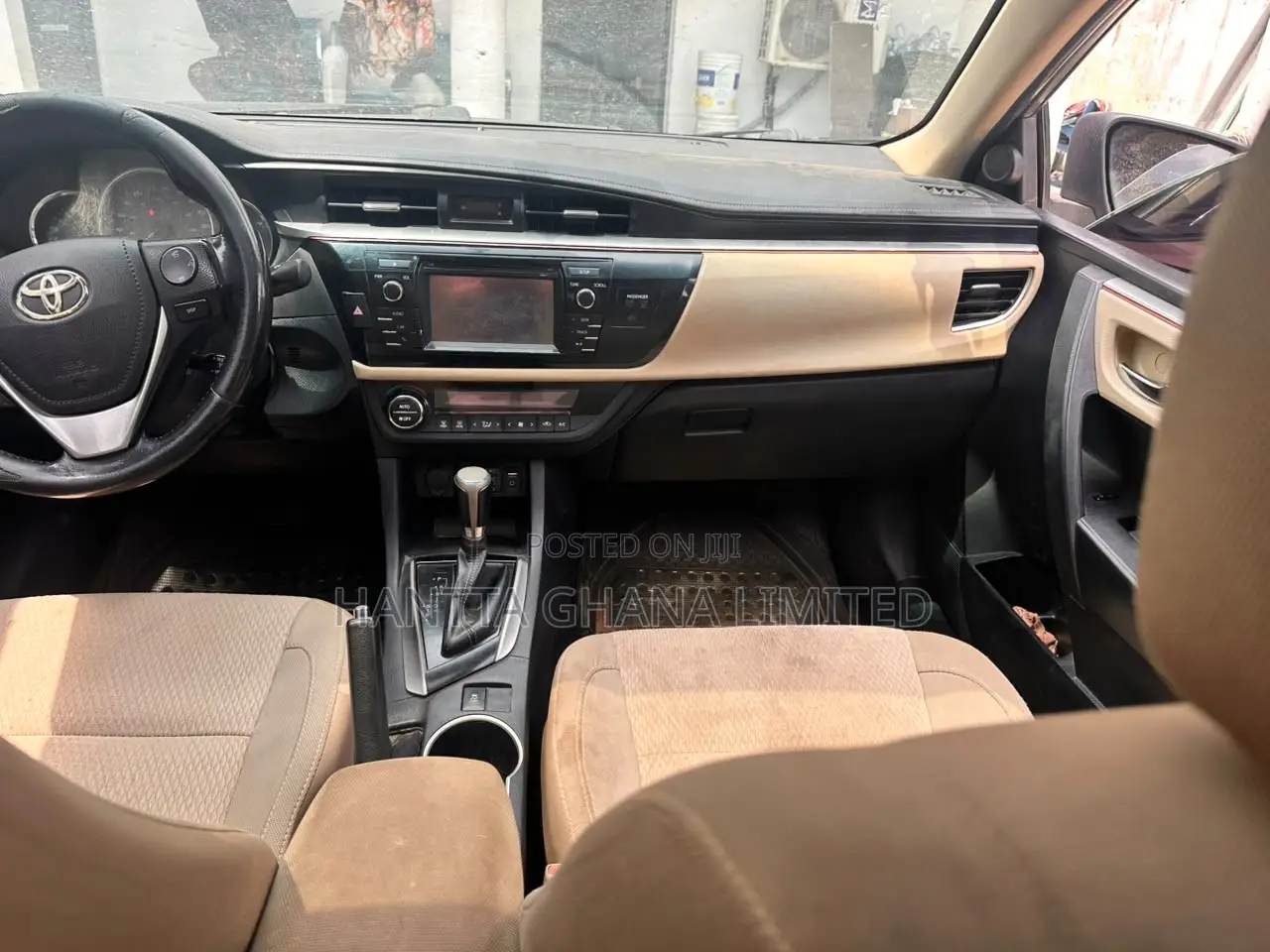 Toyota Corolla LE 4dr Sedan (1.8L 4cyl CVT) 2016 Gray