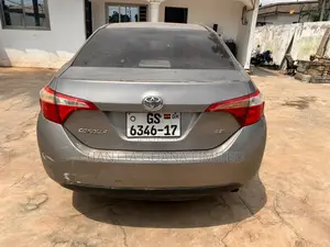 Toyota Corolla LE 4dr Sedan (1.8L 4cyl CVT) 2016 Gray