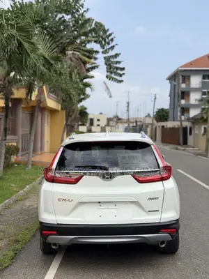 Honda CR-V Touring AWD 2018 White