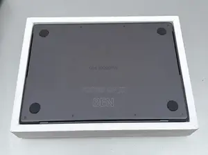 Laptop Apple MacBook Pro 2025 M5 16GB Apple M5 SSD 512GB